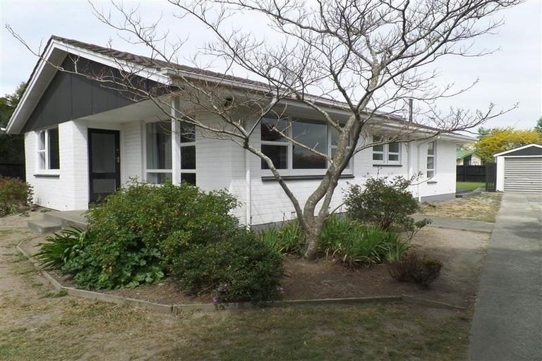 Photo of property in 39 Ashwood Street, Parklands, Christchurch, 8083