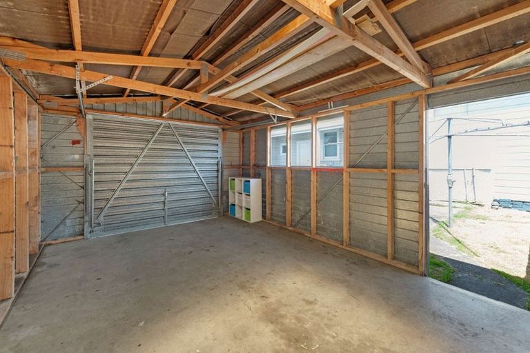 Photo of property in 24 Alma Road, Gonville, Whanganui, 4501