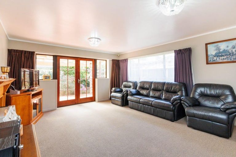 Photo of property in 3a Caroline Crescent, Highbury, Palmerston North, 4412