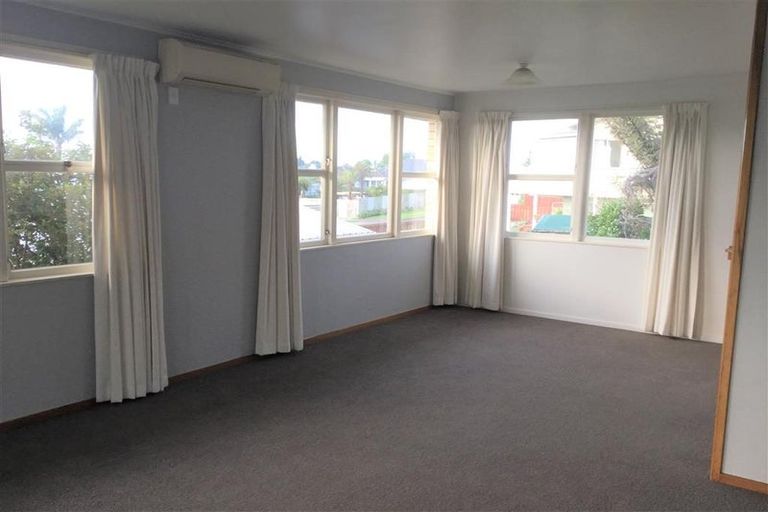 Photo of property in 32 Coopers Road, Gate Pa, Tauranga, 3112