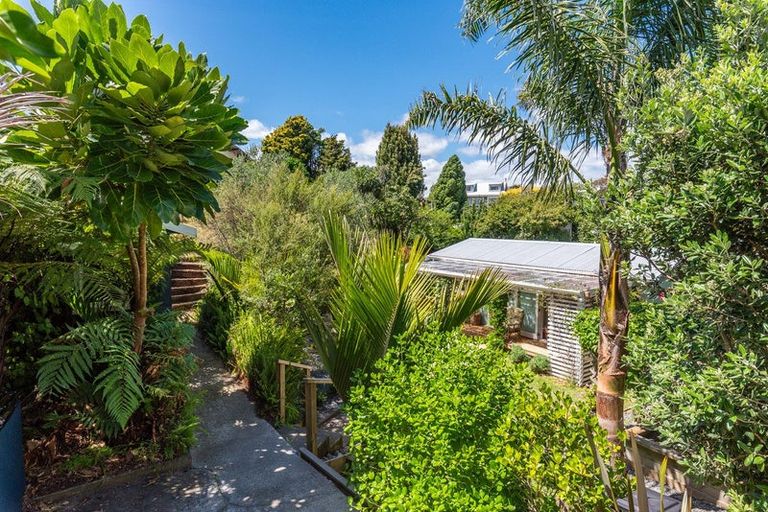 Photo of property in 5 Kokako Road, Otaihanga, Paraparaumu, 5036