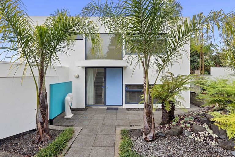 Photo of property in 27a Mansel Avenue, Hillcrest, Hamilton, 3216