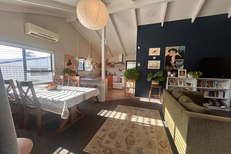 Photo of property in 34 Kiharoa Street, Otaki Beach, Otaki, 5512