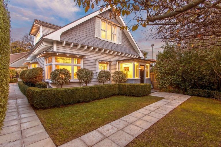 Photo of property in 1/130 Clyde Road, Ilam, Christchurch, 8041