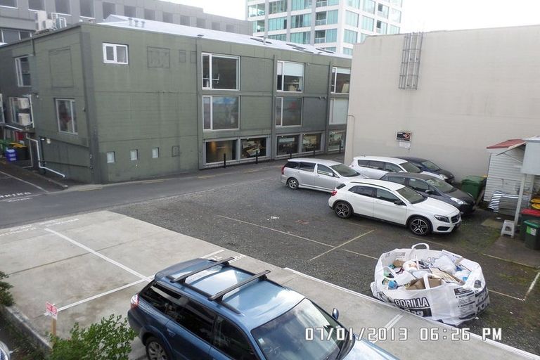 Photo of property in 4/469 Lake Road, Takapuna, Auckland, 0622