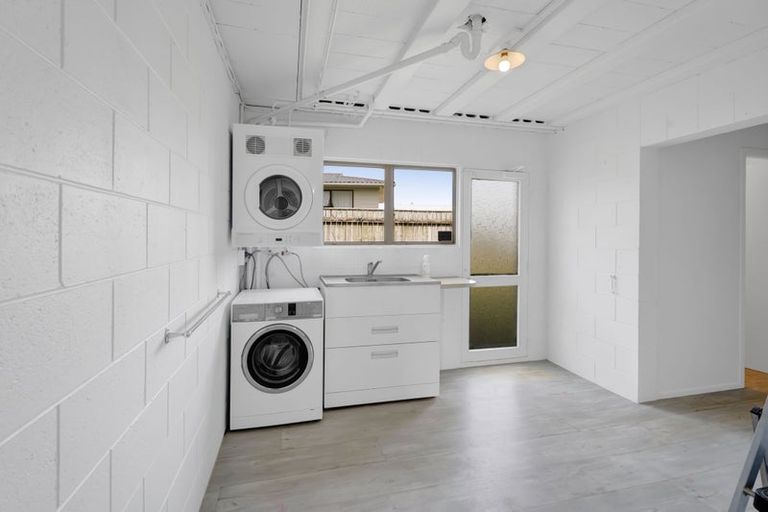 Photo of property in 12 Silby Street, Waitara, 4320