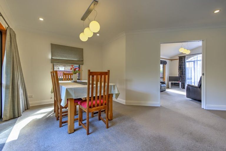 Photo of property in 9 Montrose Crescent, Huntington, Hamilton, 3210