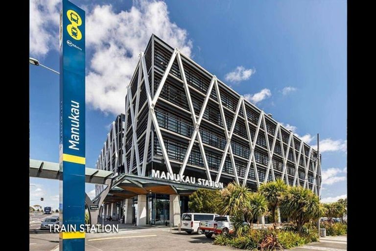 Photo of property in Twin Towers, 611/17 Putney Way, Manukau, Auckland, 2104