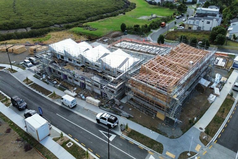 Photo of property in 4b Scott Road, Stanmore Bay, Whangaparaoa, 0932