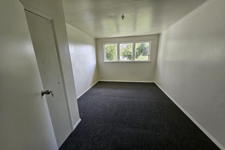 Photo of property in 148-152 Champion Street, Cannons Creek, Porirua, 5024