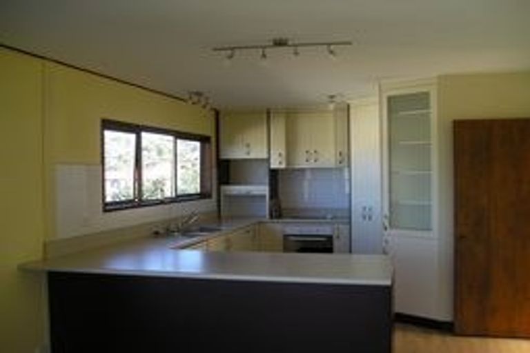 Photo of property in 2/31 Amante Crescent, Mairangi Bay, Auckland, 0630