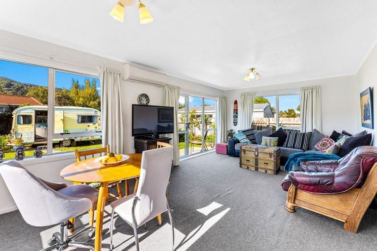 Photo of property in 13a Bentinck Street, Wallaceville, Upper Hutt, 5018