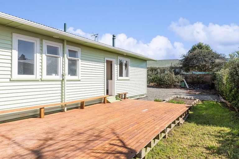 Photo of property in 30 Anaru Street, Raumati Beach, Paraparaumu, 5032