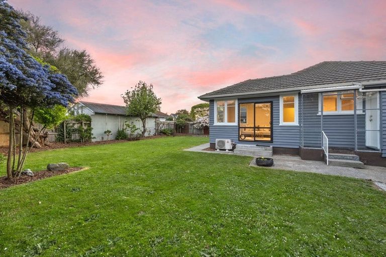 Photo of property in 52a Croziers Road, St Albans, Christchurch, 8052