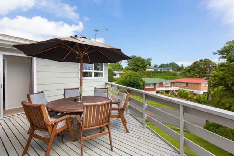 Photo of property in 29 Beaumont Crescent, Frankleigh Park, New Plymouth, 4310