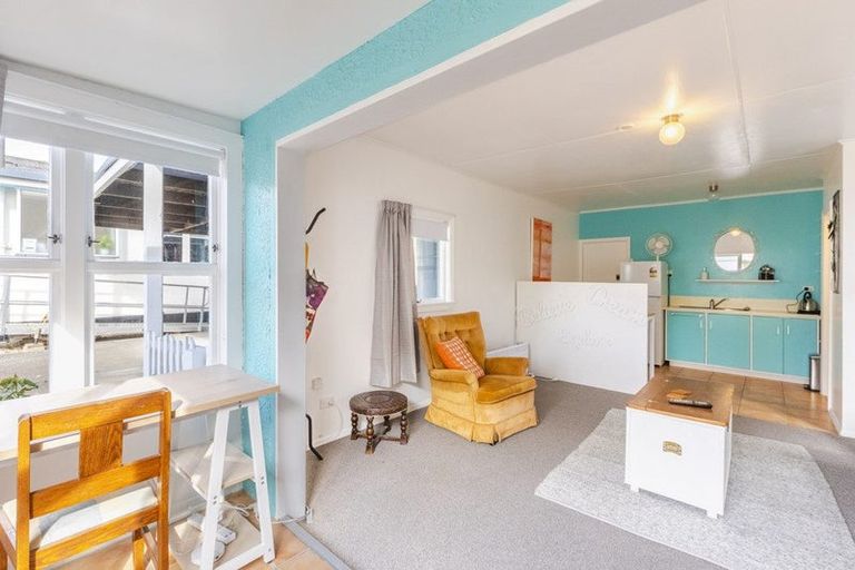 Photo of property in 6 Beaumont Lane, Havelock North, 4130