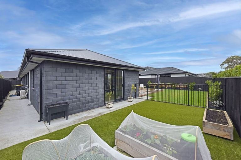 Photo of property in 10 Ruston Lane, Halswell, Christchurch, 8025