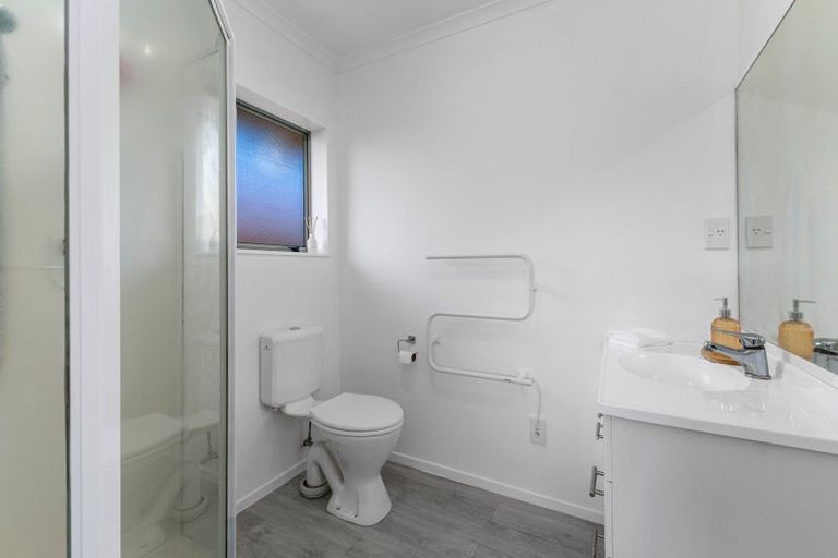 Photo of property in 8 Elmbridge Place, Owhata, Rotorua, 3010