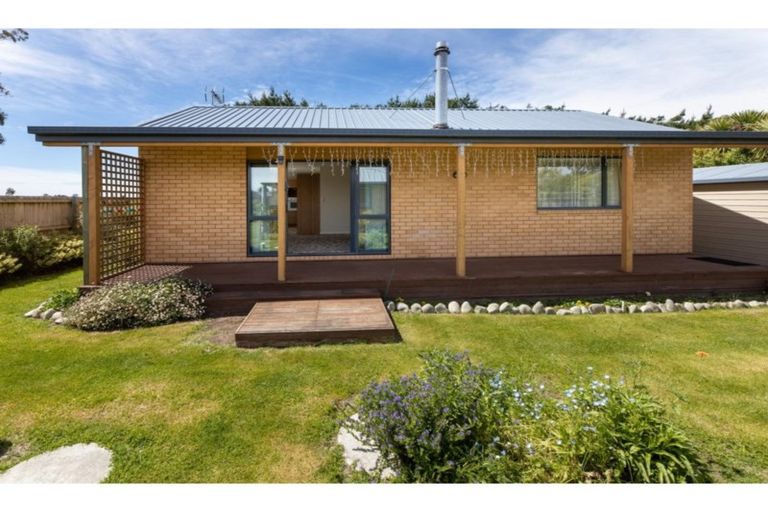 Photo of property in 13 Brooker Place, Kirwee, Darfield, 7571