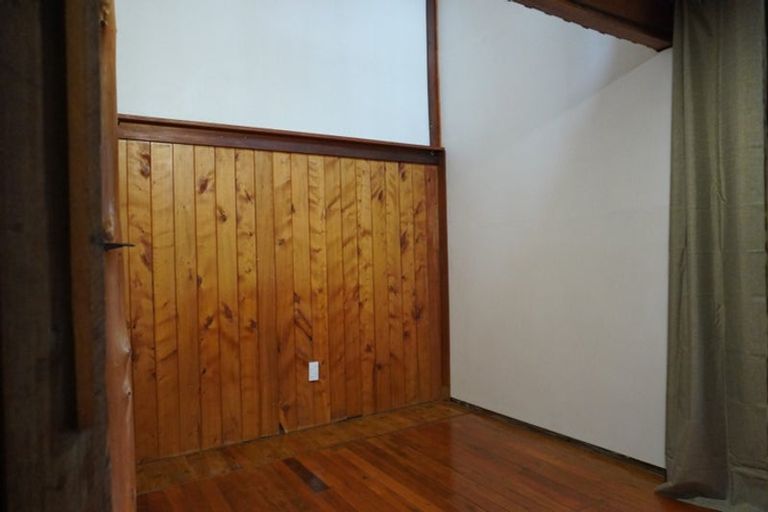 Photo of property in 1 Gomez Road, Hikurangi, 0181