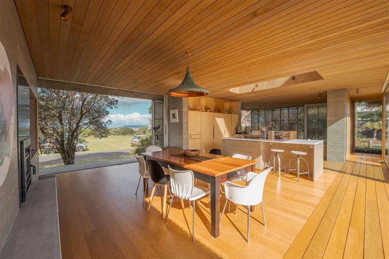 Photo of property in 19 Lagoon Way, Omaha, 0986