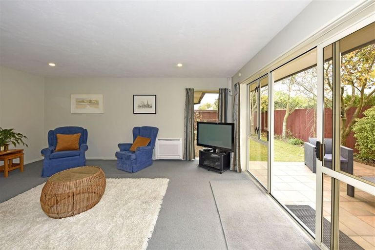 Photo of property in 1/119 Harewood Road, Papanui, Christchurch, 8053