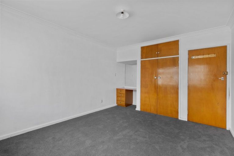 Photo of property in 2/504 Queen Street East, Hastings, 4122