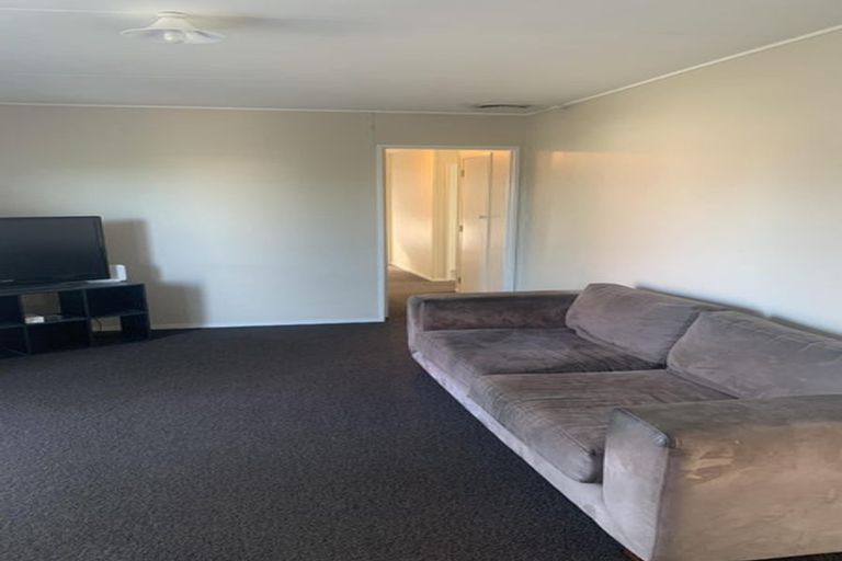 Photo of property in 80 Tait Drive, Greenmeadows, Napier, 4112