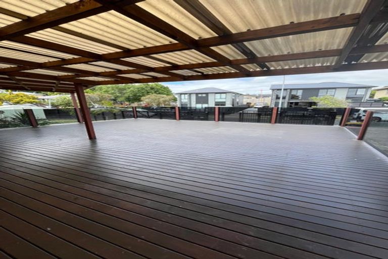 Photo of property in 3/45 Kenderdine Road, Papatoetoe, Auckland, 2025