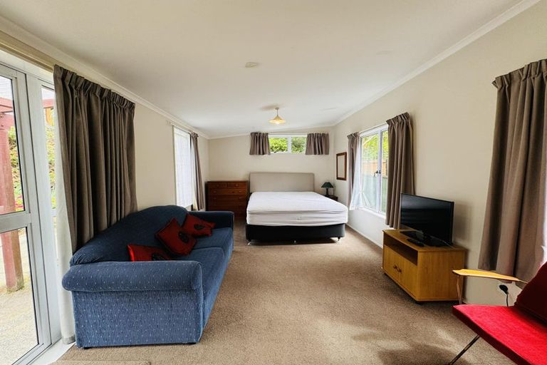 Photo of property in 138 Atawhai Road, Fitzherbert, Palmerston North, 4410