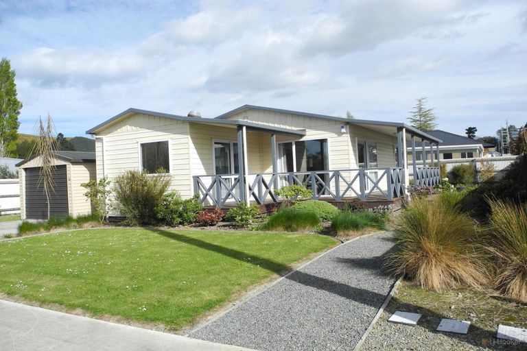 Photo of property in 6a Hayes Street, Waimate, 7924