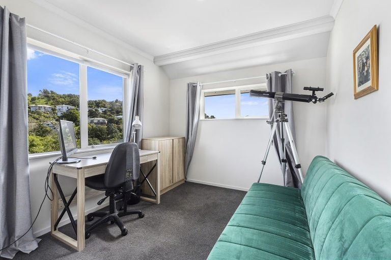 Photo of property in 7/16 Black Rock Road, Newlands, Wellington, 6037