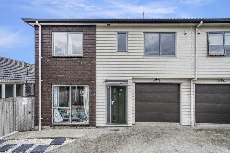 Photo of property in 28a Fernaig Street, Papakura, 2110