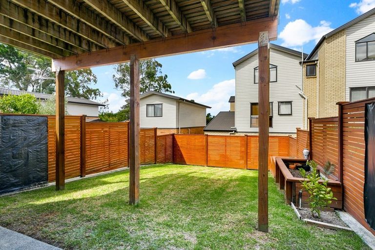 Photo of property in St Claire Village, 38/172 Mcleod Road, Te Atatu South, Auckland, 0610