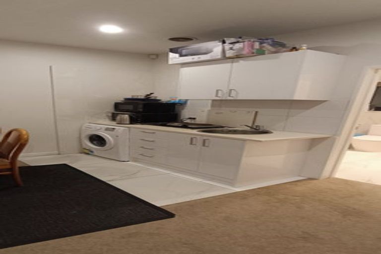 Photo of property in 5 Siren Street, Wainui, 0932