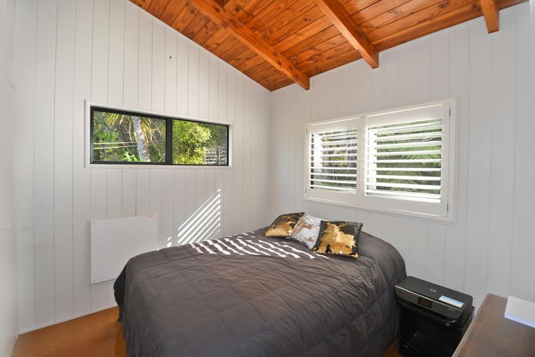 Photo of property in 2/105 Leigh Road, Leigh, Warkworth, 0985