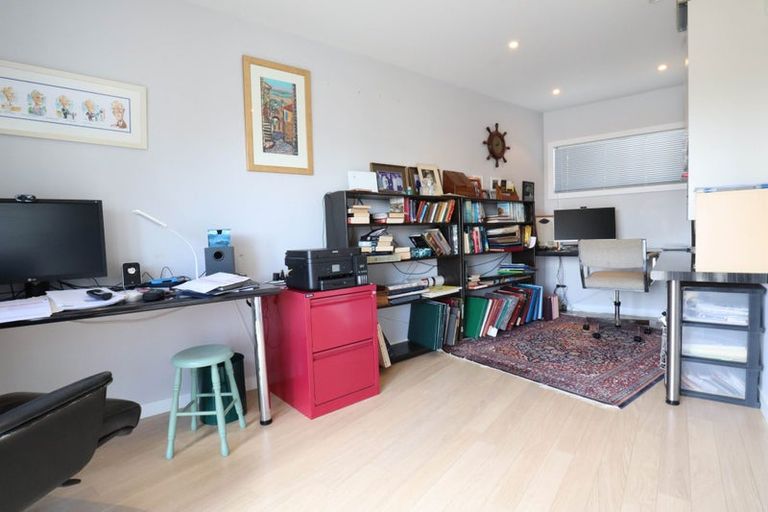 Photo of property in 1/88 Pah Road, Cockle Bay, Auckland, 2014