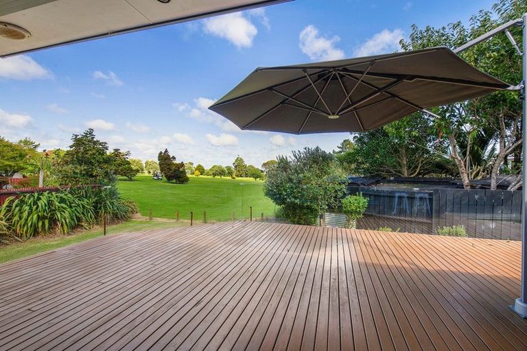 Photo of property in 160 Torkar Road, Clarks Beach, 2122