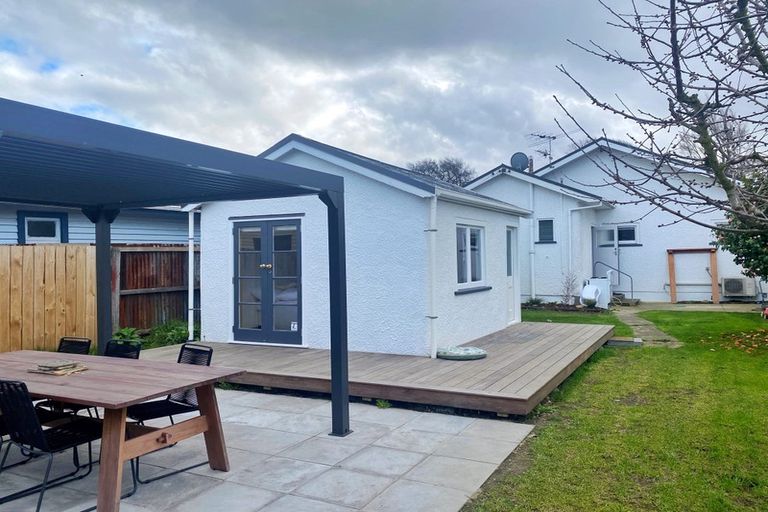 Photo of property in 66 Saint Martins Road, Saint Martins, Christchurch, 8022