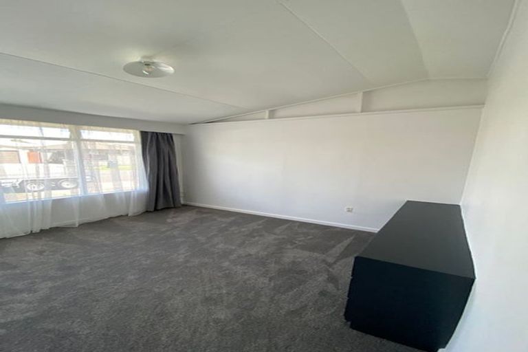 Photo of property in 52 Lancaster Street, Takaro, Palmerston North, 4412