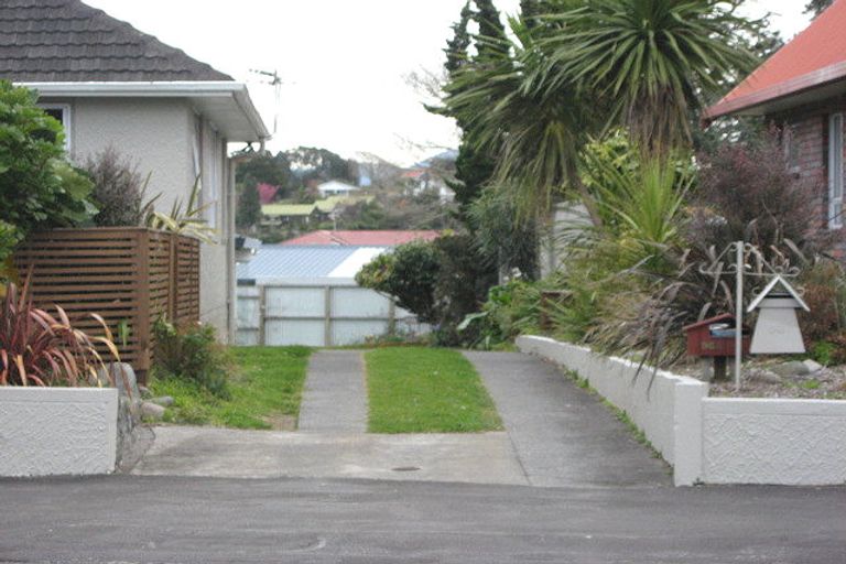 Photo of property in 96a Mangorei Road, Strandon, New Plymouth, 4312