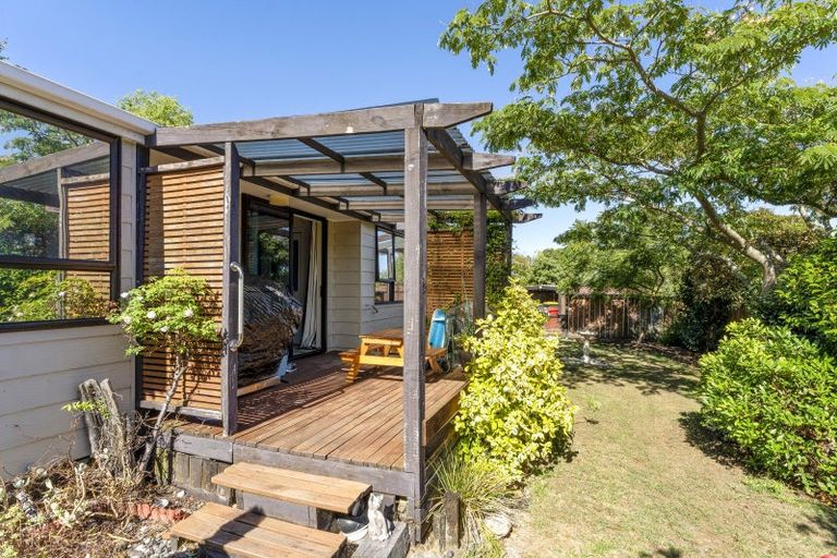 Photo of property in 82 Langdale Avenue, Paraparaumu, 5032