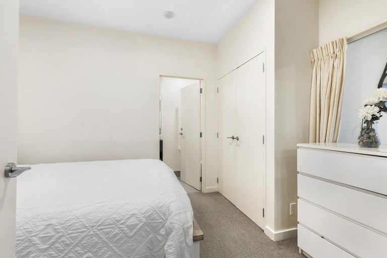 Photo of property in Kate Sheppard Apartments, 3e/42 Molesworth Street, Thorndon, Wellington, 6011