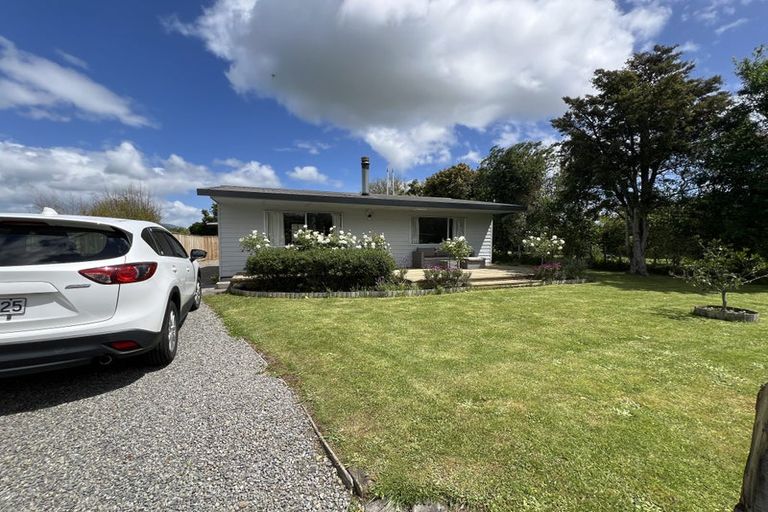 Photo of property in 28 Esther Street, Martinborough, 5711
