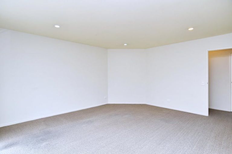 Photo of property in Rivertown Villas, 150 Williams Street, Kaiapoi, 7630