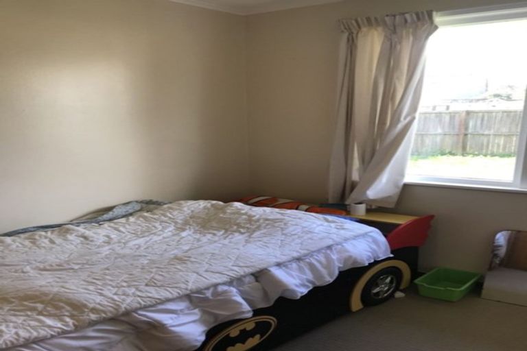 Photo of property in 5156/142 Lake Road, Northcote, Auckland, 0627