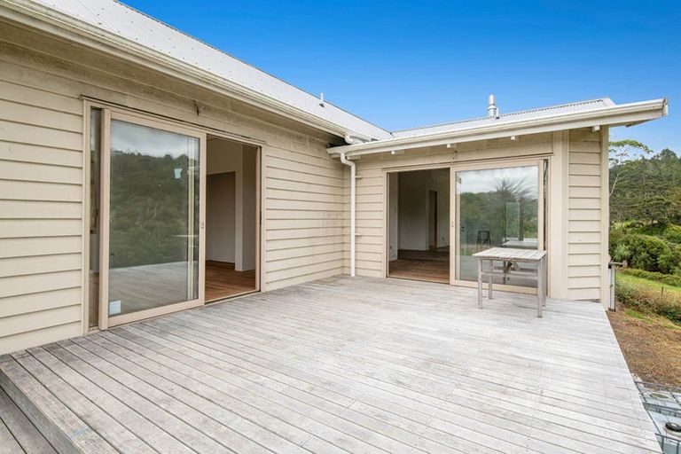 Photo of property in 83 Kanohi Road, Kaukapakapa, 0873