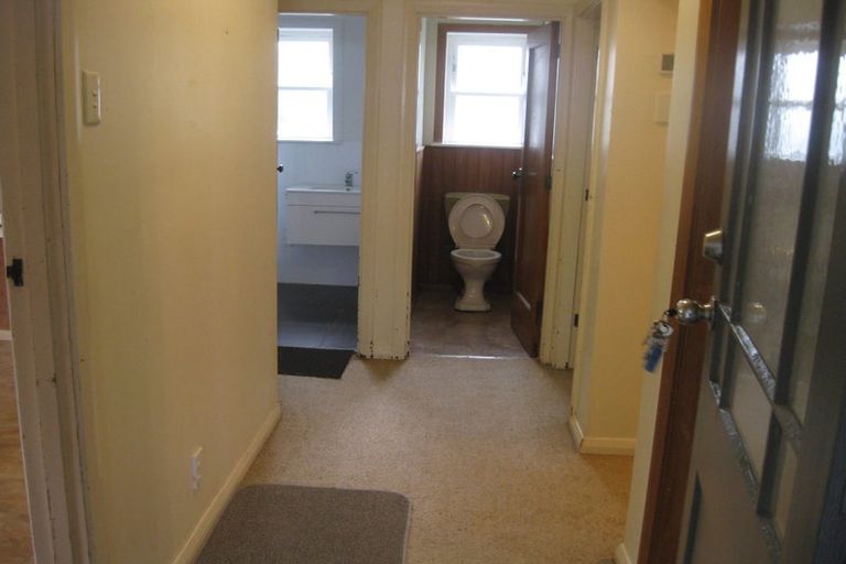 Photo of property in 1 Riverside Drive, Waiwhetu, Lower Hutt, 5010