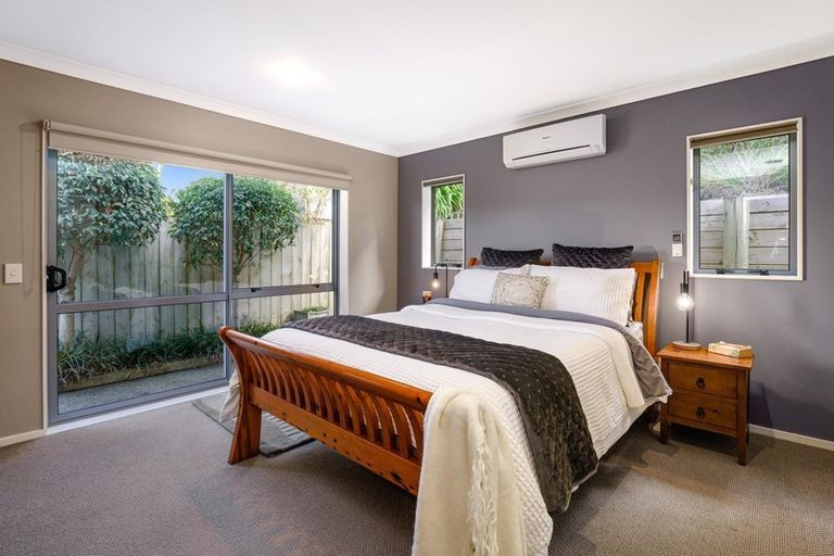 Photo of property in 14 Leanne Way, Waikanae Beach, Waikanae, 5036