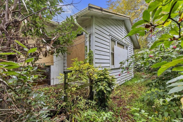 Photo of property in 1/2 Kowhai Avenue, Mangere Bridge, Auckland, 2022